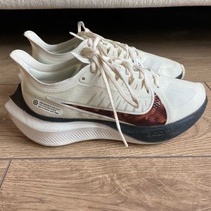 Nike Zoom Gravity
